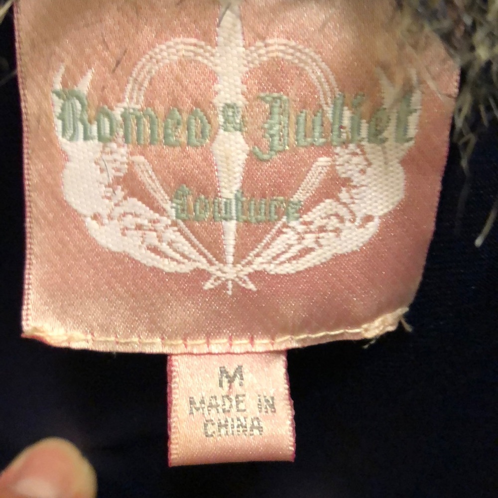 NWOT-Romeo & Juliet Couture faux fur vest - Picture 3 of 8